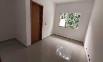 Imagem 2: Sobrado 02 suíte em São José-SC