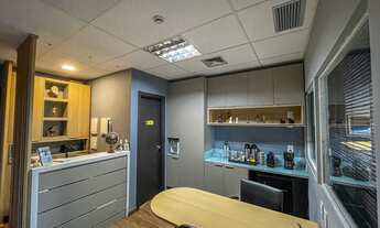 Imagem 5: Ponto comercial/Loja para venda possui 33 metros quadrados