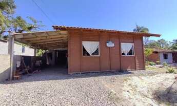 Imagem 2: 1827 Casa Mista no Bairro Costeira, localização tranquila