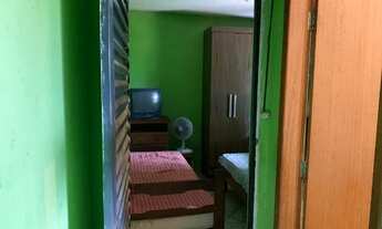 Imagem 4: Casa em um lote de 360m² com vários pés de plantas frutíferas, Jaboticatubas