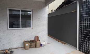 Imagem 5: Sobrado para venda possui 95 metros quadrados com 2 quartos em Aviação - Praia Grande - SP