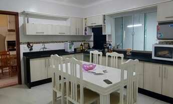 Imagem 4: OPORTUNIDADE - Casa mobiliada localizada no Centro de Tijucas/SC