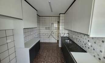 Imagem 4: Belíssimo apto. a Venda no centro de Jacareí/SP - 3 dormitórios - 2 banheiros - 108m²