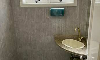 Imagem 2: Sobrado para aluguel tem 214 metros quadrados com 3 quartos em Centro - Macaé - RJ