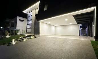 Imagem 4: Mansão Plana com 4 Quartos, 4 Suítes, Piscina e Hidromassagem e 4 Vagas em Vespasiano