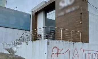 Imagem 2: Prédio/Edifício inteiro para aluguel com 369 m2 com 10 quartos