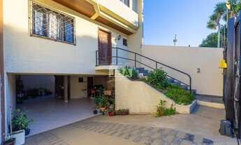 Imagem 2: CURITIBA - Sobrado Padrão - Jardim das Américas