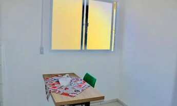 Imagem 2: Linda Kitnet com mezanino no Pantanal (UFSC) / Só Mulheres