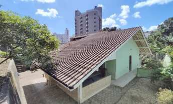 Imagem 2: Casa em rua sem saída no centro de Blumenau!