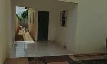 Imagem: Alugo casa 02 quartos bairro Ouro Verde