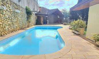 Imagem 4: Linda casa em condomínio fechado na zona nobre central