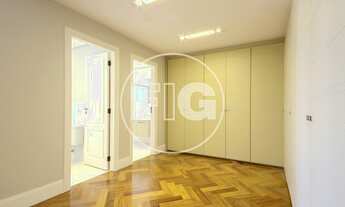 Imagem 3: LIMANTOS - CIDADE JARDIM - Locação - 300 m² - 3 Suítes - 4 Vagas