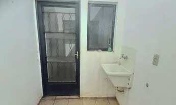 Imagem 6: Apto térreo 01 dorm px. ao Camelias sem condomínio !