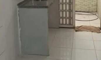 Imagem 4: Alugo apartamento Quadra 600 próximo aos supermercados com 2 quartos no Recanto das Emas