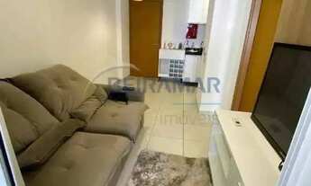 Imagem 2: Apartamento mobiliado com 1 quarto, suíte e closet e com vranda e vaga de garagem para alu