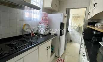 Imagem 2: Apartamento semimobiliado à venda no bairro Novo Mundo em Curitiba/PR