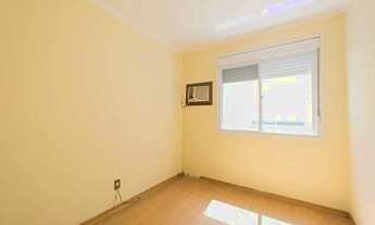 Imagem 5: Casa à venda no centro de Pelotas - com 109 m², 3 quartos, cozinha com armários, lareira e