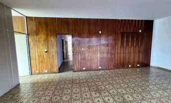 Imagem 7: Casa térrea para locação de 220m² 03 dormitórios, sendo 01 suíte e 04 vagas de garagem