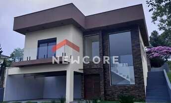 Imagem: Casa de condomínio em Rua San Diego - Centro