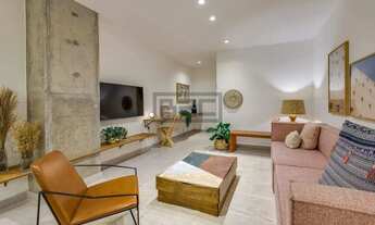 Imagem 2: Lina Praça do Sol