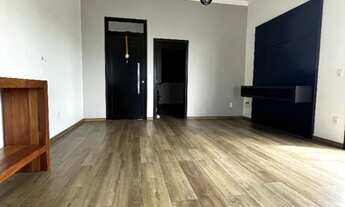 Imagem 5: Village 4- casa vendo