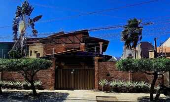 Imagem: Casa com 5 dormitórios à venda, 276 m²