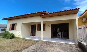 Imagem 2: Casa com 3 dormitórios para alugar por R$ 400,00/dia - Centro - Balneário Arroio do Silva