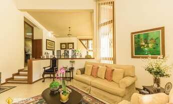 Imagem 6: Casa de condomínio para venda com 360 metros quadrados com 5 quartos