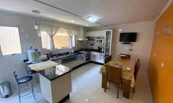 Imagem 6: Sobrado com edícula