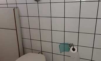 Imagem 4: Apartamento para aluguel e venda possui 70 metros quadrados com 2 quartos