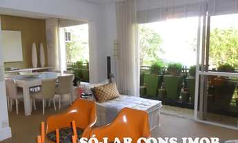 Imagem 7: Raridade no Leblon, com vista panorâmica da praia e do verde, pronto para morar