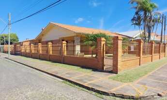 Imagem 2: Casa e Sobrado de 3 dormitórios à Venda - Xangri-lá