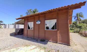 Imagem 3: 1827 Casa Mista no Bairro Costeira, localização tranquila