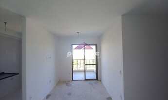 Imagem 3: Apartamento para venda tem 56 metros quadrados com 2 quartos em Martim de Sá - Caraguatatu