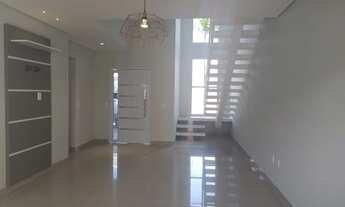 Imagem 2: Linda Casa em condominio para aluguel tem 147 m2 com 3 dormitórios com suite