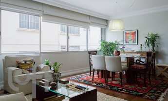 Imagem: OSCAR FREIRE - AO LADO DO METRO