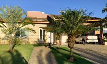 Imagem 3: Oportunidade casa em cond para venda . Toda térrea. Piscina e armários