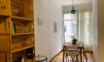 Imagem 3: Apto para venda possui 75 metros, com 2 quartos(suíte),totalmente mobiliado em Copacabana