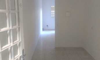 Imagem 4: Casa para venda com 180 metros quadrados com 2 quartos