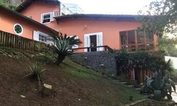 Imagem: Excelente Residência em meio a natureza