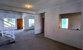 Imagem 5: Casa para venda em Campo Grande de 240.00m² com 3 Quartos e 3 Garagens