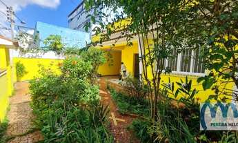 Imagem 15: Casa linear, junto rua da caminhada, próxima ao College