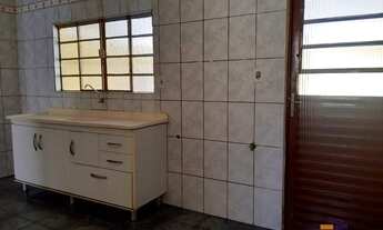 Imagem 5: Casa com 2 dormitórios para alugar, 75 m² por R$ 1.100,00/mês - Jardim Gurilândia - Taubat