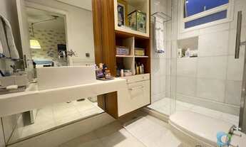 Imagem 7: Lindo apartamento na fiuza com 240 m² e 4 dormitórios por R$ 1.450.000 - Santa Angela - R