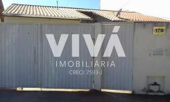 Imagem 2: Casa à venda em EXTREMA - MG com dois dormitórios, excelente oportunidade