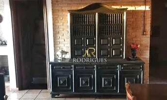 Imagem 6: Casa muito bem construída com seus 1750m² de área de terreno e 500m² de área construída co