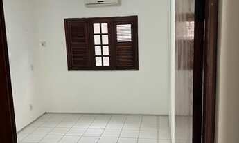 Imagem 3: Casa duplex em condominio fechado