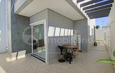 Imagem 3: CASA à venda com piscina e 3 quartos em Itanhaém, no bairro Jamaica