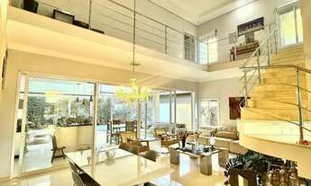 Imagem 6: Imóvel para aluguel possui 350 metros quadrados com 4 quartos