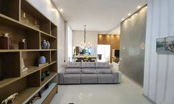 Imagem 2: Térrea para venda possui 195 metros quadrados com 3 quartos em Jardins Madri - Goiânia - G